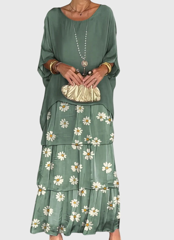 Clara Long and Flowing Elegant Dress